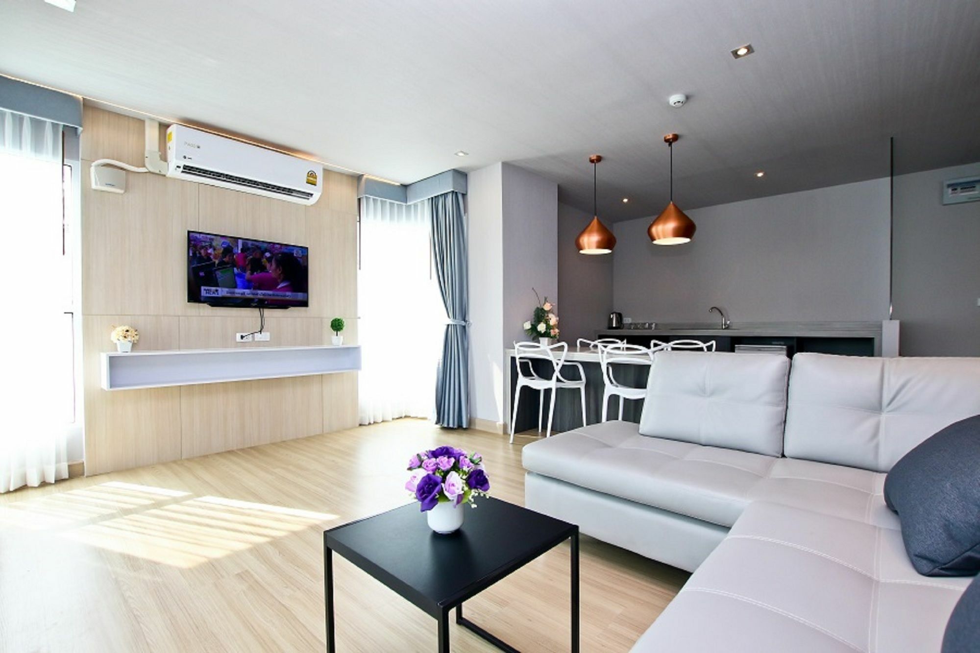 Le Breeze Resort Cha-Am Exterior photo